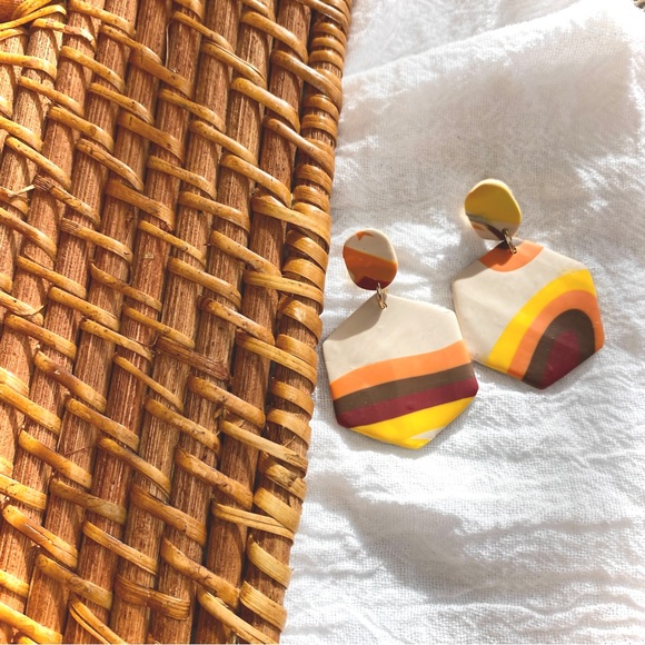 Handmade Retro 70s Geometric Earrings - Picture 1 of 7